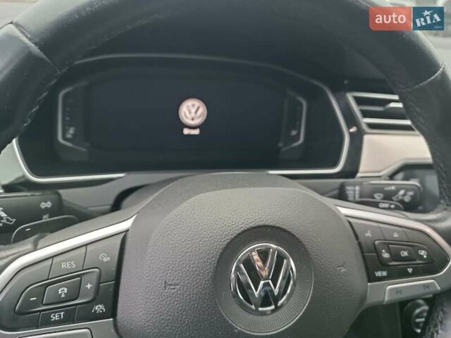 Чорний Фольксваген Пассат, об'ємом двигуна 1.97 л та пробігом 258 тис. км за 24900 $, фото 39 на Automoto.ua