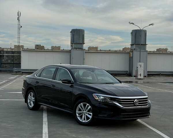 Черный Фольксваген Пассат, объемом двигателя 2 л и пробегом 29 тыс. км за 14699 $, фото 7 на Automoto.ua