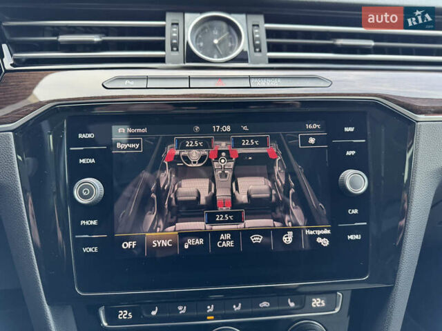 Черный Фольксваген Пассат, объемом двигателя 2 л и пробегом 81 тыс. км за 26500 $, фото 42 на Automoto.ua