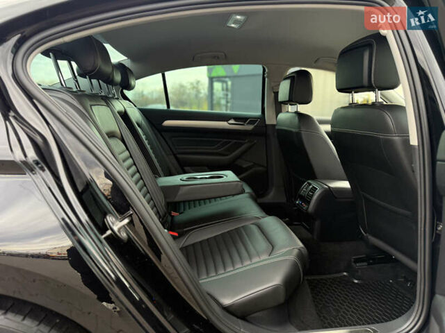 Черный Фольксваген Пассат, объемом двигателя 2 л и пробегом 191 тыс. км за 25700 $, фото 97 на Automoto.ua