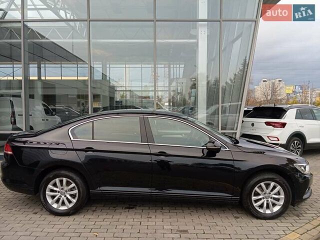 Черный Фольксваген Пассат, объемом двигателя 1.8 л и пробегом 73 тыс. км за 22500 $, фото 3 на Automoto.ua