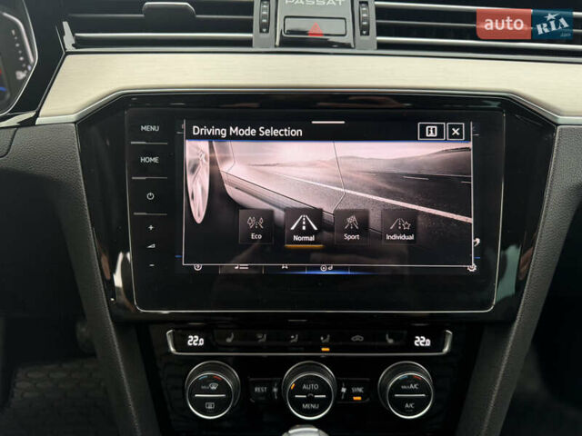 Черный Фольксваген Пассат, объемом двигателя 2 л и пробегом 191 тыс. км за 25700 $, фото 111 на Automoto.ua