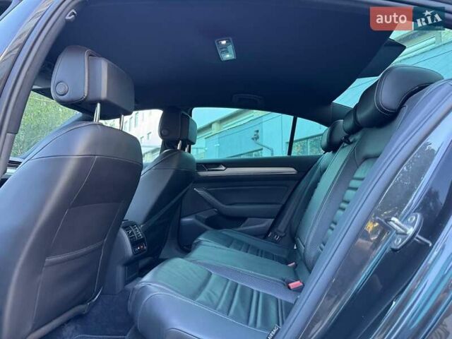 Черный Фольксваген Пассат, объемом двигателя 1.97 л и пробегом 120 тыс. км за 21900 $, фото 1 на Automoto.ua