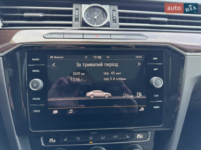 Черный Фольксваген Пассат, объемом двигателя 2 л и пробегом 81 тыс. км за 26500 $, фото 30 на Automoto.ua