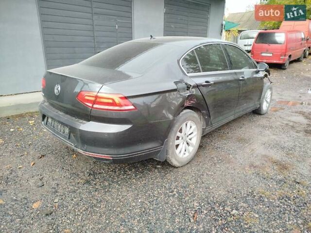 Черный Фольксваген Пассат, объемом двигателя 1.97 л и пробегом 190 тыс. км за 9800 $, фото 8 на Automoto.ua