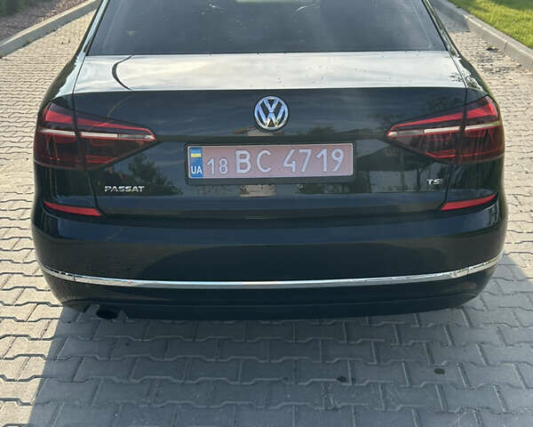 Чорний Фольксваген Пассат, об'ємом двигуна 2 л та пробігом 186 тис. км за 13200 $, фото 3 на Automoto.ua