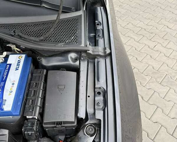 Черный Фольксваген Пассат, объемом двигателя 2 л и пробегом 191 тыс. км за 25700 $, фото 137 на Automoto.ua