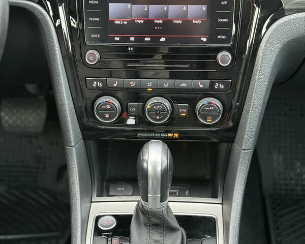 Черный Фольксваген Пассат, объемом двигателя 2 л и пробегом 29 тыс. км за 14699 $, фото 43 на Automoto.ua