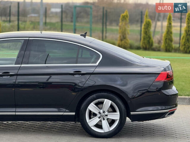 Черный Фольксваген Пассат, объемом двигателя 2 л и пробегом 191 тыс. км за 25700 $, фото 44 на Automoto.ua