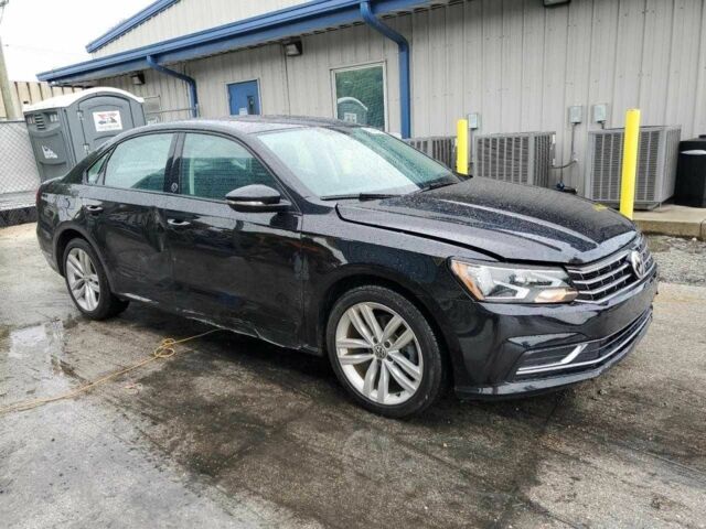 Черный Фольксваген Пассат, объемом двигателя 1.8 л и пробегом 6 тыс. км за 2600 $, фото 1 на Automoto.ua