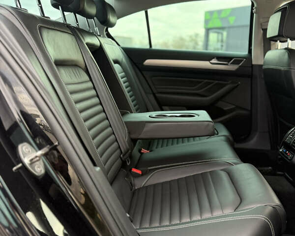 Черный Фольксваген Пассат, объемом двигателя 2 л и пробегом 191 тыс. км за 25700 $, фото 94 на Automoto.ua