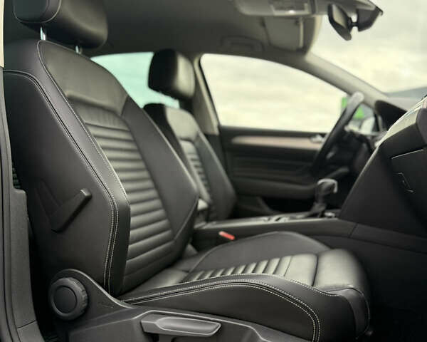 Черный Фольксваген Пассат, объемом двигателя 2 л и пробегом 191 тыс. км за 25700 $, фото 82 на Automoto.ua