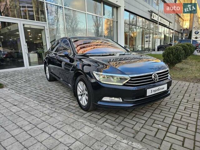 Черный Фольксваген Пассат, объемом двигателя 1.8 л и пробегом 120 тыс. км за 20890 $, фото 4 на Automoto.ua