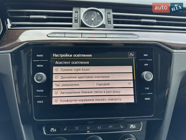 Черный Фольксваген Пассат, объемом двигателя 2 л и пробегом 81 тыс. км за 26500 $, фото 35 на Automoto.ua