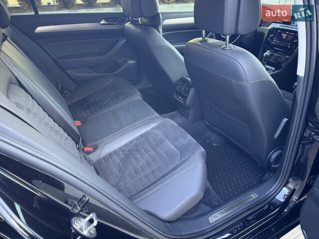 Черный Фольксваген Пассат, объемом двигателя 1.97 л и пробегом 234 тыс. км за 21499 $, фото 43 на Automoto.ua