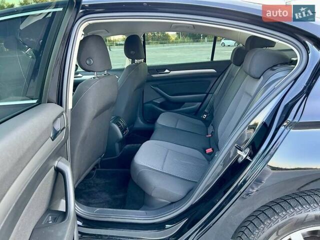 Черный Фольксваген Пассат, объемом двигателя 2 л и пробегом 197 тыс. км за 19800 $, фото 38 на Automoto.ua