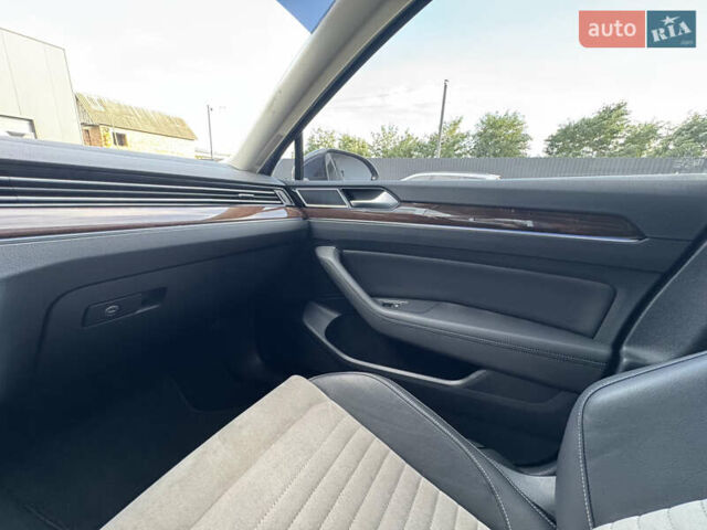 Черный Фольксваген Пассат, объемом двигателя 2 л и пробегом 81 тыс. км за 26500 $, фото 61 на Automoto.ua