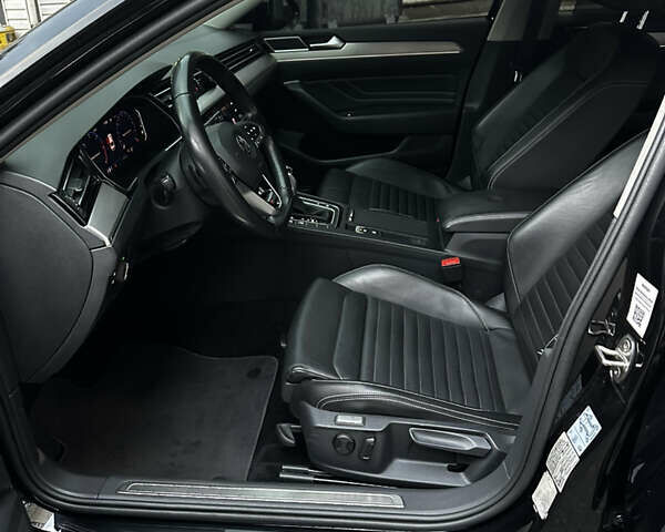 Черный Фольксваген Пассат, объемом двигателя 1.97 л и пробегом 292 тыс. км за 25000 $, фото 4 на Automoto.ua