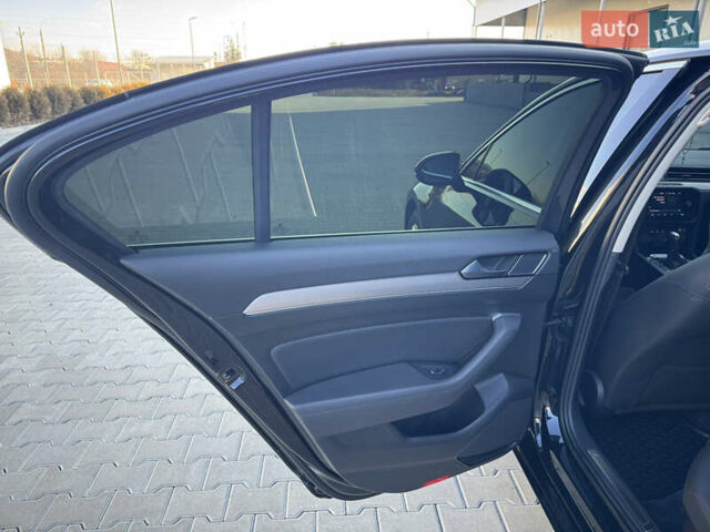 Черный Фольксваген Пассат, объемом двигателя 1.97 л и пробегом 234 тыс. км за 21499 $, фото 20 на Automoto.ua