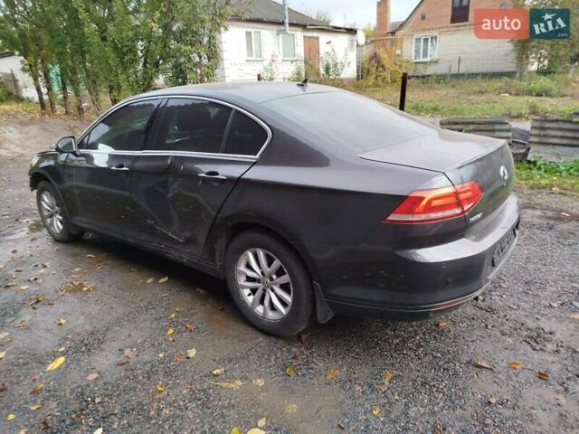 Черный Фольксваген Пассат, объемом двигателя 1.97 л и пробегом 190 тыс. км за 9800 $, фото 5 на Automoto.ua