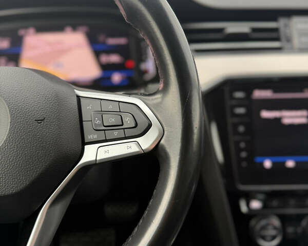 Черный Фольксваген Пассат, объемом двигателя 2 л и пробегом 191 тыс. км за 25700 $, фото 113 на Automoto.ua