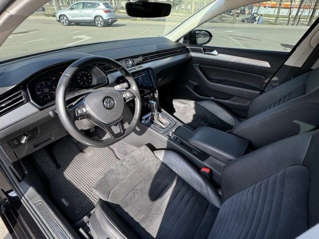 Чорний Фольксваген Пассат, об'ємом двигуна 0 л та пробігом 186 тис. км за 25000 $, фото 8 на Automoto.ua