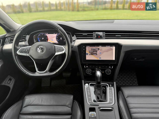 Черный Фольксваген Пассат, объемом двигателя 2 л и пробегом 191 тыс. км за 25700 $, фото 120 на Automoto.ua