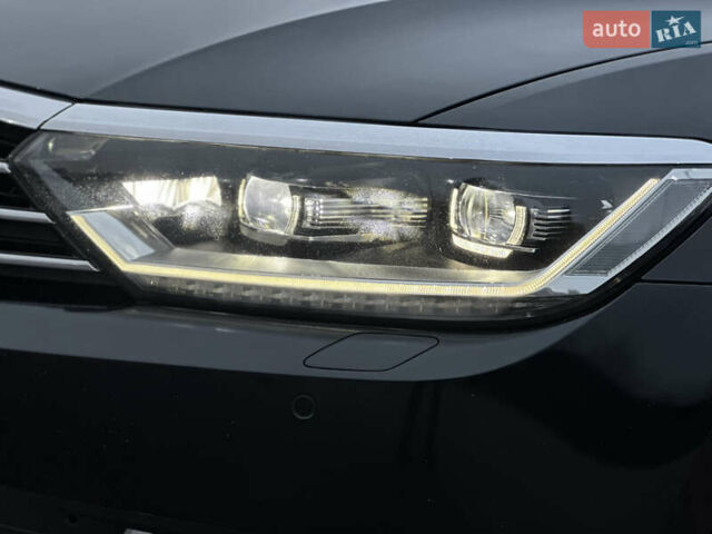 Черный Фольксваген Пассат, объемом двигателя 1.97 л и пробегом 237 тыс. км за 21999 $, фото 37 на Automoto.ua