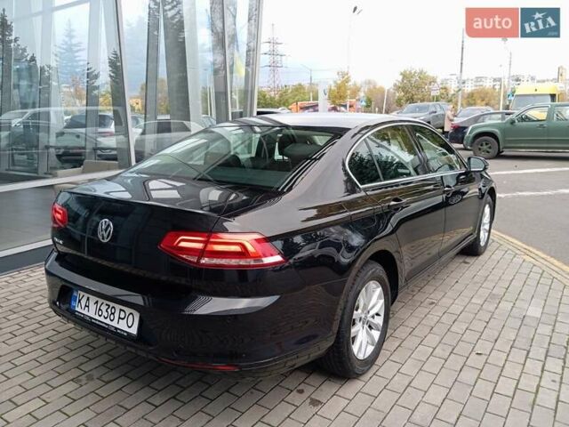 Черный Фольксваген Пассат, объемом двигателя 1.8 л и пробегом 73 тыс. км за 22500 $, фото 4 на Automoto.ua