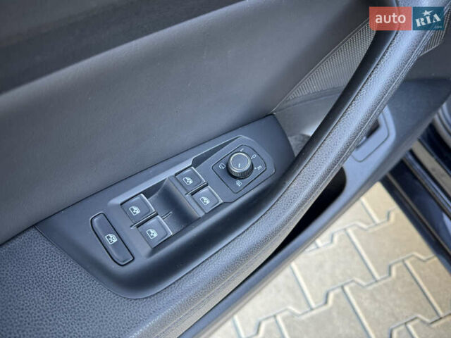 Черный Фольксваген Пассат, объемом двигателя 1.97 л и пробегом 234 тыс. км за 21499 $, фото 18 на Automoto.ua