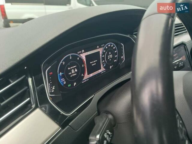 Чорний Фольксваген Пассат, об'ємом двигуна 1.97 л та пробігом 258 тис. км за 24900 $, фото 29 на Automoto.ua