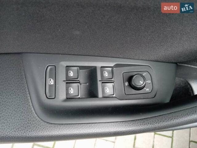 Черный Фольксваген Пассат, объемом двигателя 1.8 л и пробегом 73 тыс. км за 22500 $, фото 9 на Automoto.ua