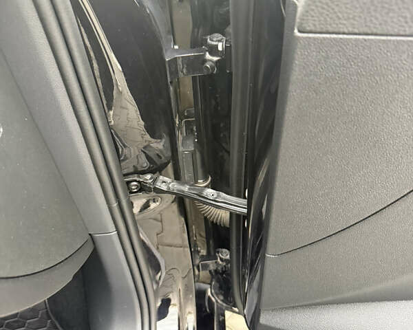 Черный Фольксваген Пассат, объемом двигателя 2 л и пробегом 191 тыс. км за 25700 $, фото 131 на Automoto.ua