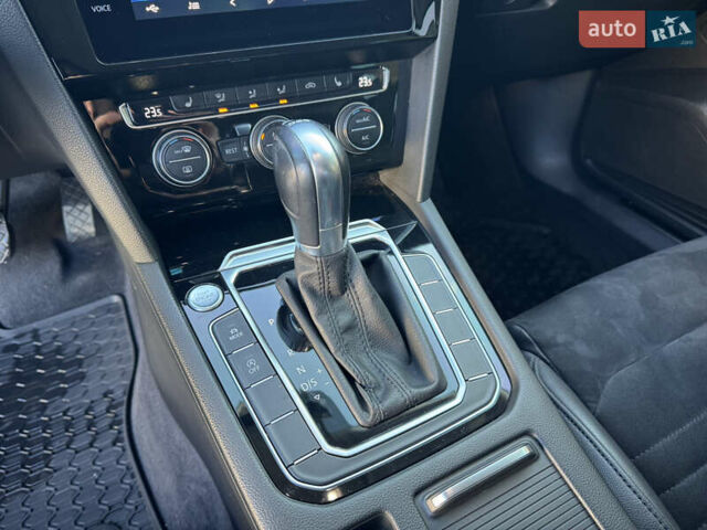 Черный Фольксваген Пассат, объемом двигателя 1.97 л и пробегом 234 тыс. км за 21499 $, фото 27 на Automoto.ua