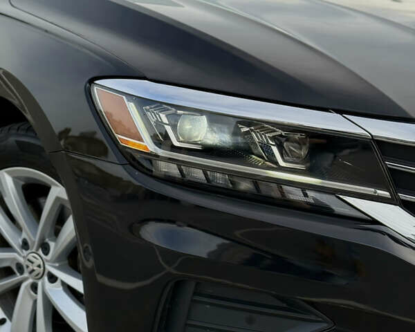 Черный Фольксваген Пассат, объемом двигателя 2 л и пробегом 29 тыс. км за 14699 $, фото 6 на Automoto.ua