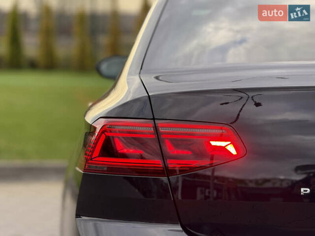 Черный Фольксваген Пассат, объемом двигателя 2 л и пробегом 191 тыс. км за 25700 $, фото 51 на Automoto.ua