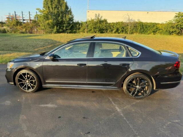 Чорний Фольксваген Пассат, об'ємом двигуна 2 л та пробігом 34 тис. км за 11200 $, фото 2 на Automoto.ua