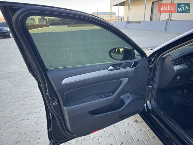 Черный Фольксваген Пассат, объемом двигателя 1.97 л и пробегом 234 тыс. км за 21499 $, фото 17 на Automoto.ua