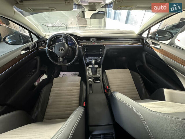 Черный Фольксваген Пассат, объемом двигателя 2 л и пробегом 81 тыс. км за 26500 $, фото 70 на Automoto.ua