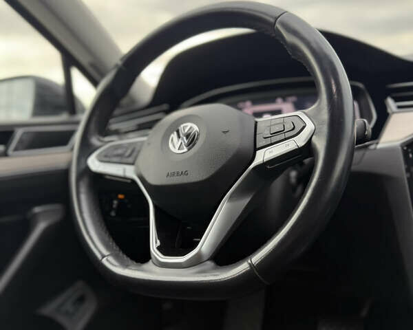 Черный Фольксваген Пассат, объемом двигателя 2 л и пробегом 191 тыс. км за 25700 $, фото 107 на Automoto.ua