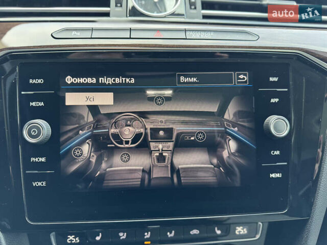 Черный Фольксваген Пассат, объемом двигателя 2 л и пробегом 81 тыс. км за 26500 $, фото 37 на Automoto.ua