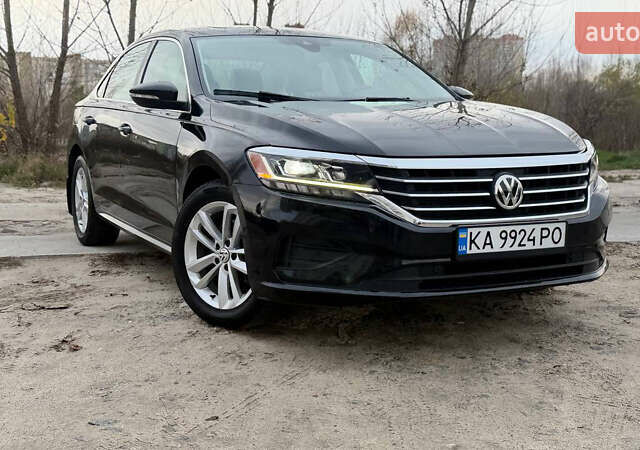 Черный Фольксваген Пассат, объемом двигателя 2 л и пробегом 29 тыс. км за 14699 $, фото 3 на Automoto.ua