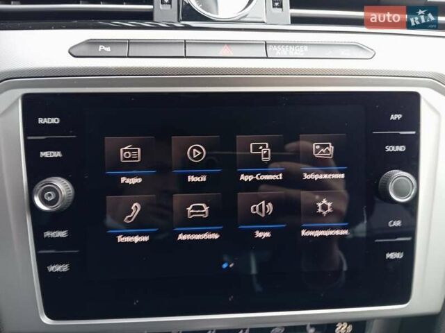 Черный Фольксваген Пассат, объемом двигателя 1.8 л и пробегом 73 тыс. км за 22500 $, фото 17 на Automoto.ua