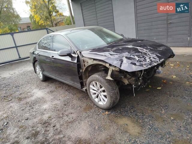 Черный Фольксваген Пассат, объемом двигателя 1.97 л и пробегом 190 тыс. км за 9800 $, фото 13 на Automoto.ua