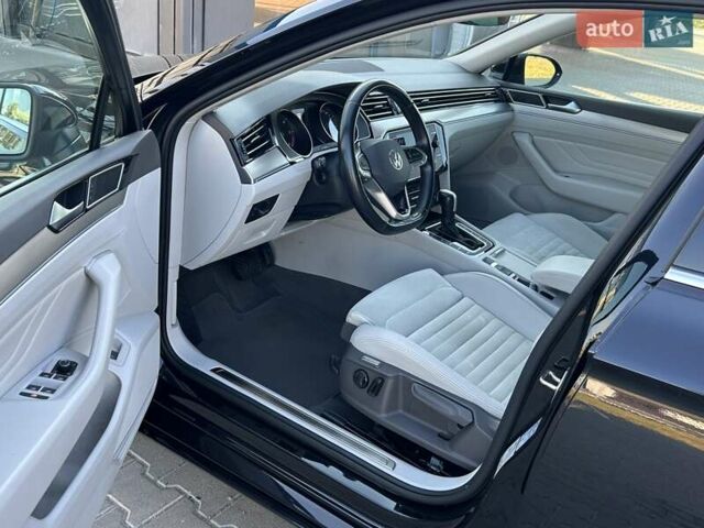 Черный Фольксваген Пассат, объемом двигателя 2 л и пробегом 158 тыс. км за 24999 $, фото 18 на Automoto.ua