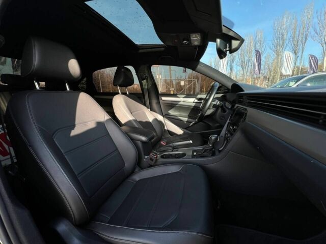 Чорний Фольксваген Пассат, об'ємом двигуна 2 л та пробігом 90 тис. км за 17800 $, фото 18 на Automoto.ua