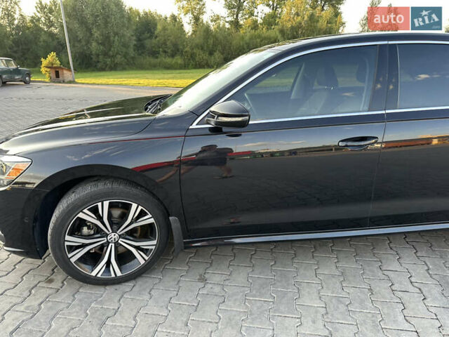 Чорний Фольксваген Пассат, об'ємом двигуна 2 л та пробігом 225 тис. км за 16000 $, фото 19 на Automoto.ua