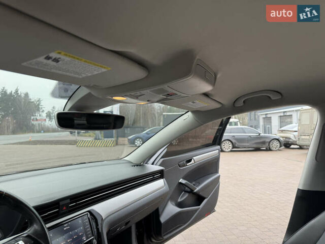 Чорний Фольксваген Пассат, об'ємом двигуна 2 л та пробігом 153 тис. км за 15899 $, фото 51 на Automoto.ua