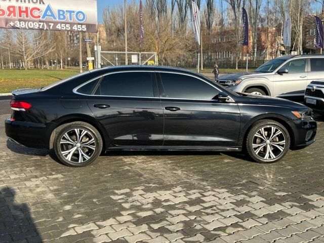 Чорний Фольксваген Пассат, об'ємом двигуна 2 л та пробігом 90 тис. км за 17800 $, фото 7 на Automoto.ua