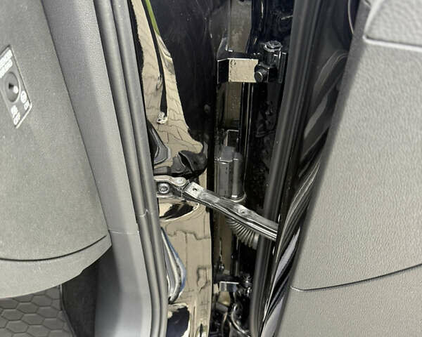 Черный Фольксваген Пассат, объемом двигателя 2 л и пробегом 98 тыс. км за 37700 $, фото 129 на Automoto.ua